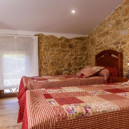 Villa Casa Brétema en 1ª línea de playa à Boiro Extérieur photo